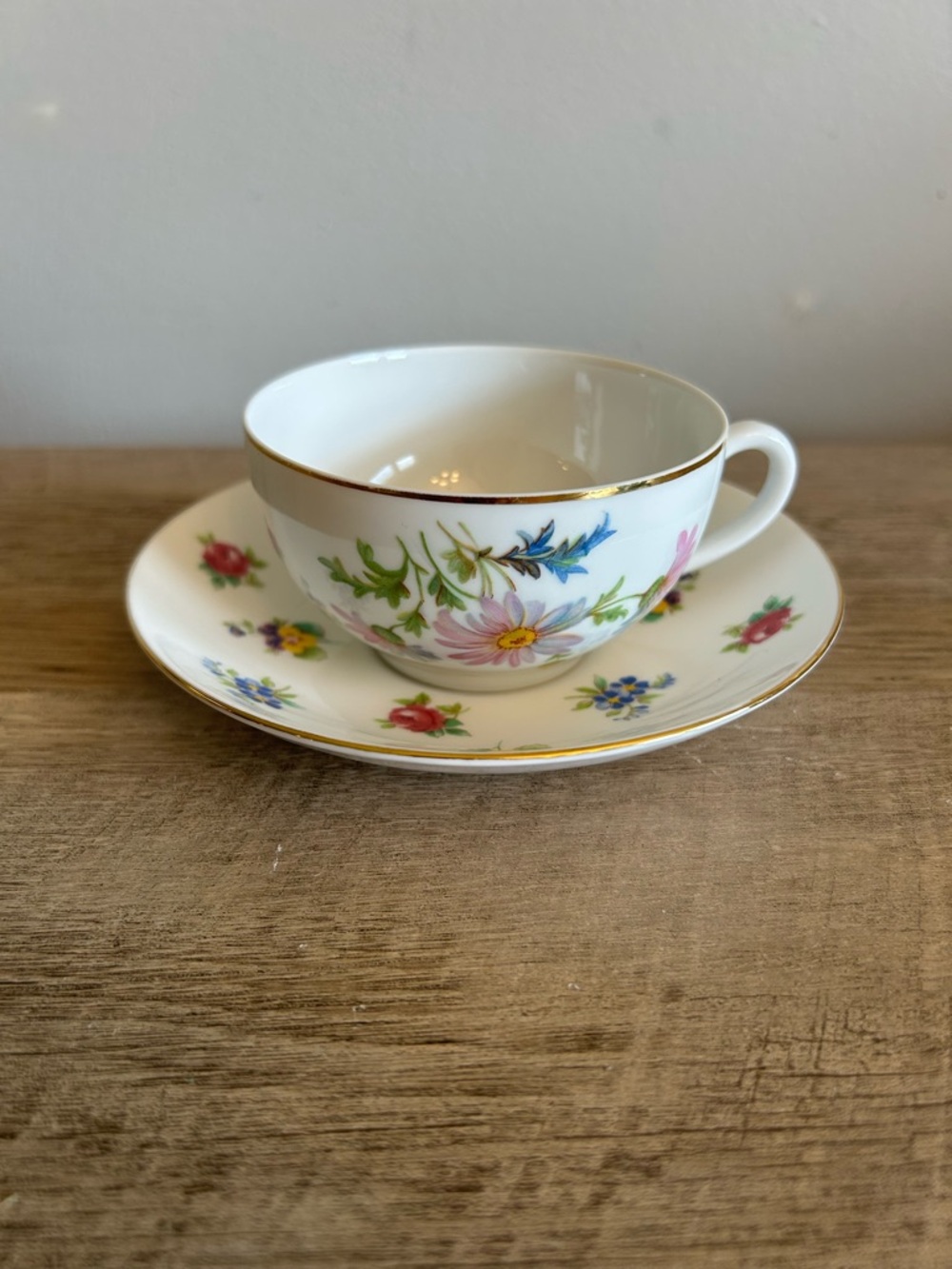 Staffordshire England Fine Bone China Wild Flowers  Plate Cup & Saucer Set